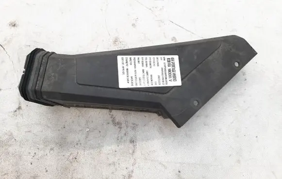 KIA Sportage Cabin air duct channel 28212-P0400