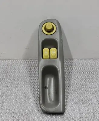 Renault Twingo I Electric window control switch 7700832376