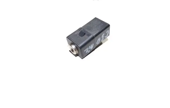 Volvo C30 AUX in-socket connector 30657961
