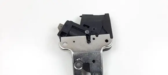 Audi A6 S6 C6 4F Tailgate/trunk/boot lock/catch/latch 4E0827645A M4676