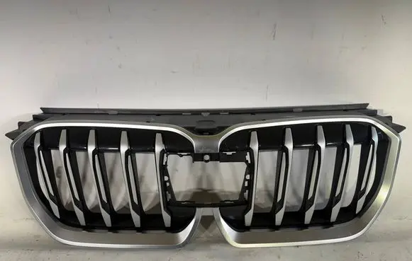 BMW X1 U11 Front bumper upper radiator grill 9883426