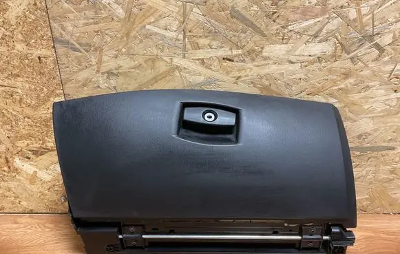 BMW 5 E60 E61 Glove box 51167034080 158234