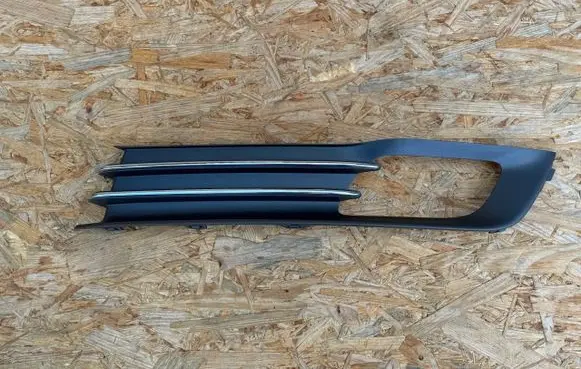 Volvo S80 Front fog light trim/grill 31323993