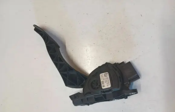 Volvo V70 Accelerator throttle pedal 6G929F836CD 6PV00922002 C95YE02