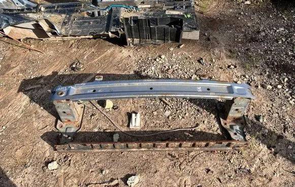 Ford Galaxy Front bumper cross member 6M21U10922AJ