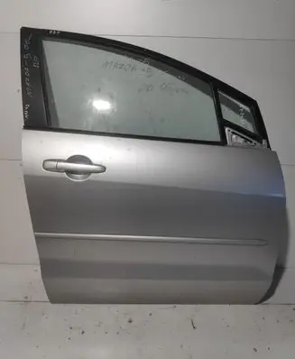 Mazda 5 Front door