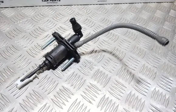 Clutch slave cylinder