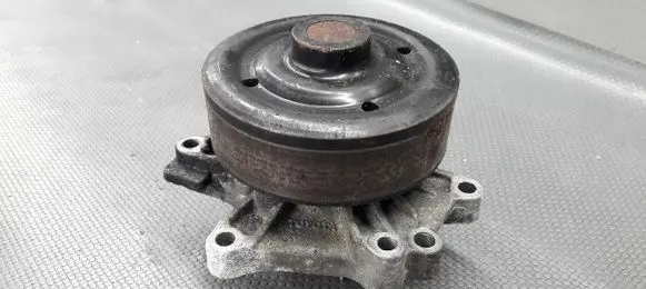 Toyota Corolla E120 E130 Water pump