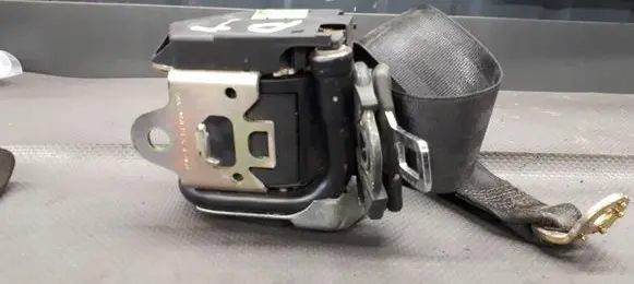 Audi A3 S3 8L Front seatbelt 8l4857806a