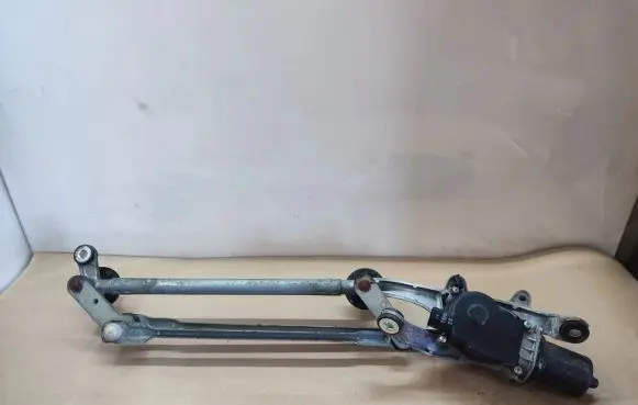 Honda Civic IX Front wiper linkage and motor
