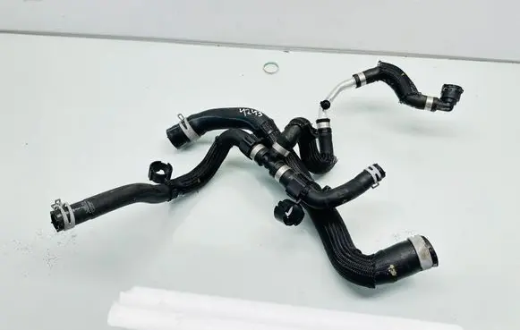 Ford Kuga III Coolant pipe/hose M2M3