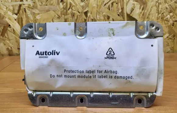 Volvo S80 Passenger airbag 31271211