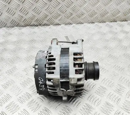 Mercedes-Benz GLA W156 X156 Generator/alternator 0125711030 A0009061903