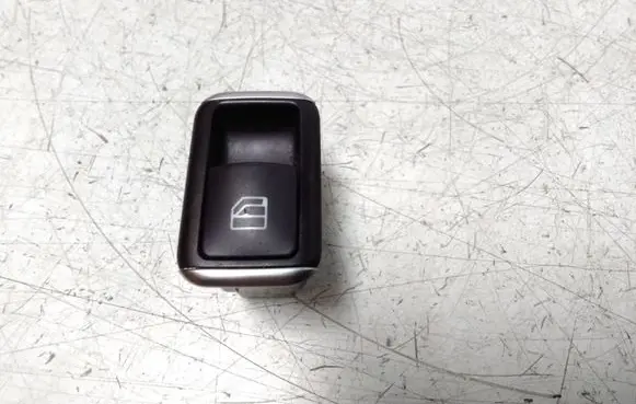 Mercedes-Benz E W212 Electric window control switch A2049058102 10075074