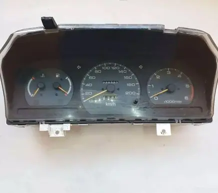 Mitsubishi Space Wagon Speedometer (instrument cluster) MB680130
