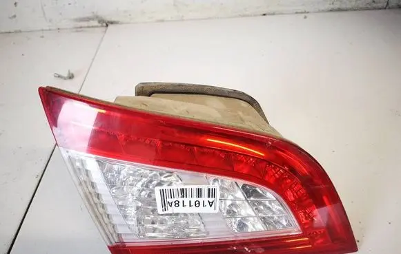 Peugeot 508 Tailgate rear/tail lights 9686780580