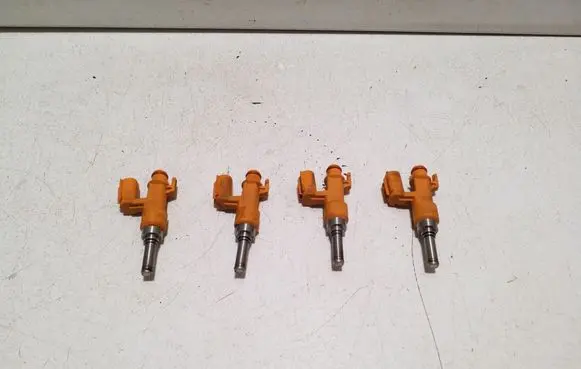 Toyota C-HR II Fuel injectors set 23250F2070 324142420