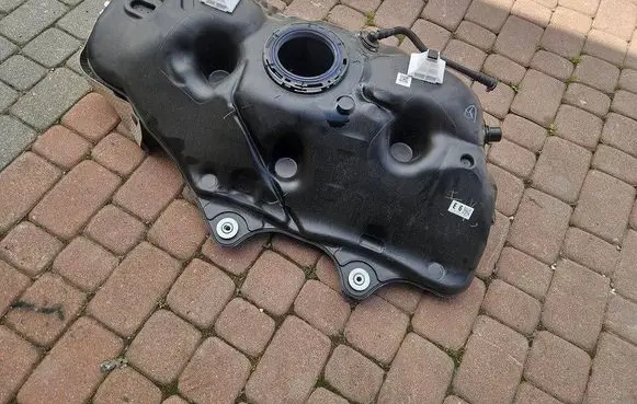 Toyota Camry VIII XV70 Fuel tank 77100-33A01-