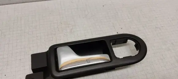 Volkswagen PASSAT B5 Front door interior handle 3B1837113