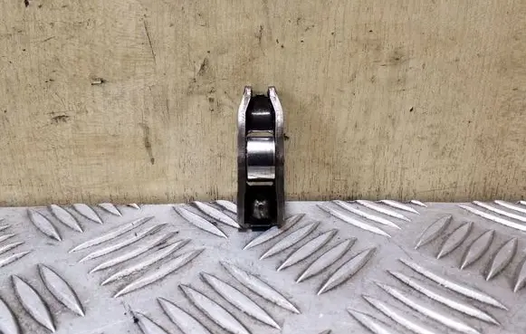 Volvo S60 Valve rocker arm 