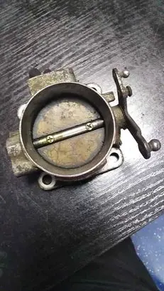 Mercedes-Benz E W124 Throttle valve 0011409053