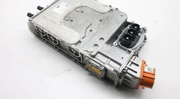 Land Rover Range Rover Velar Voltage converter inverter L8A275522AK