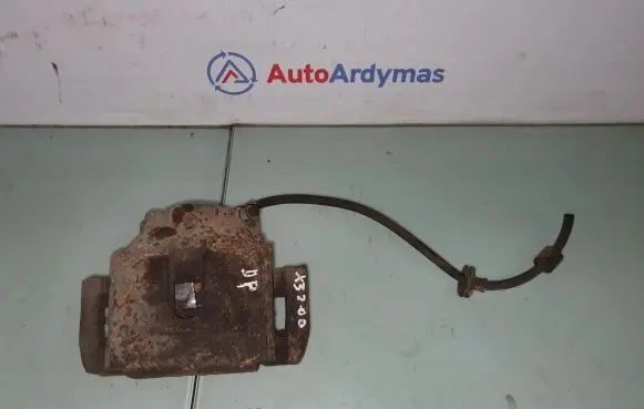 BMW X3 E83 Front brake caliper 6765882 34116765882