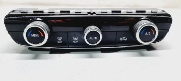 Opel Mokka B Climate control unit 9831889280