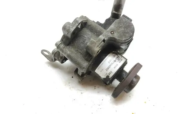 BMW X1 E84 Power steering pump 4678045902 28G10 678045902
