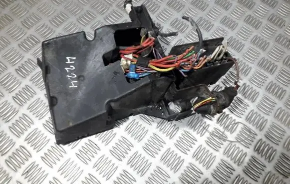 Peugeot 406 Fuse box set 9629421580