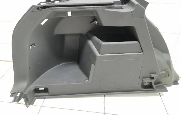 Skoda Fabia Mk3 (NJ) Trunk/boot side trim panel 6V9867427B