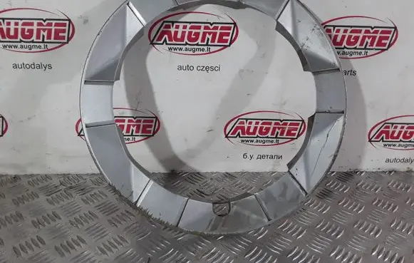 Toyota Prius (XW20) R16 wheel hub/cap/trim 
