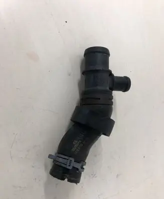Seat Ibiza IV (6J,6P) Engine coolant pipe/hose 6R0122051AB 323220