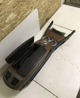 BMW 7 E65 E66 Armrest E082050025