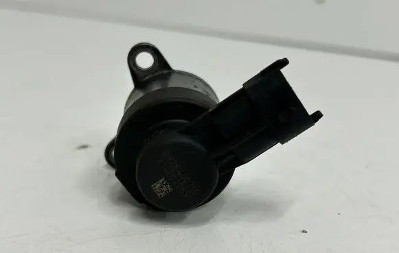 Hyundai ix35 Fuel pressure sensor 0928400750