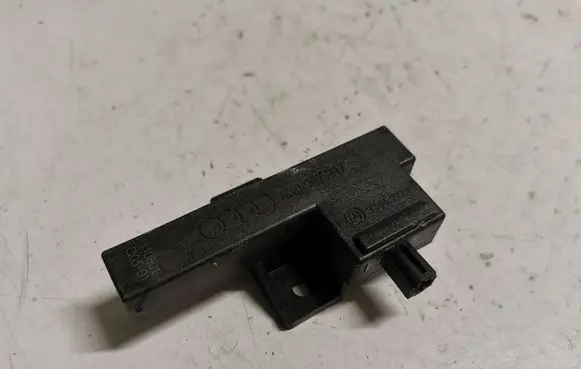 Audi A6 C7 Keyless (KESSY) go control unit/module 8K0907247