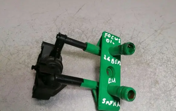 Ford Focus Clutch master cylinder 98AB-7A543-AH