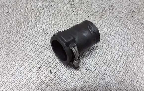 Opel Zafira A Intercooler hose/pipe