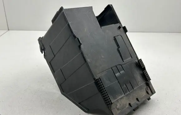 Citroen DS5 Battery box tray 9687472580