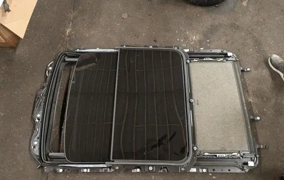 BMW X3 F25 Sunroof set 721275118