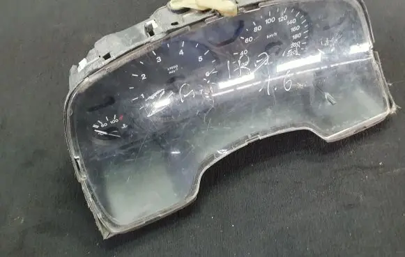 Opel Zafira A Speedometer (instrument cluster) 09195036 110280069005 280409