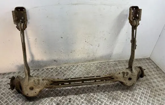 Chrysler Grand Voyager V Rear axle beam 