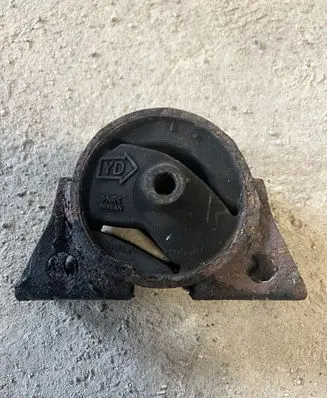 Nissan Almera N16 Gearbox mount 112714U110