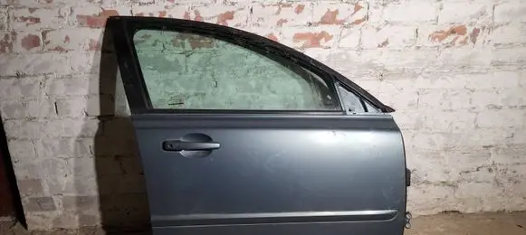 Volvo V50 Front door