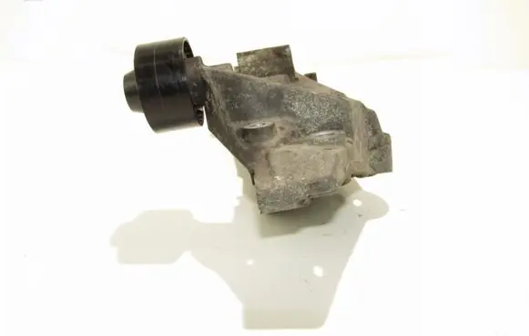 Nissan Qashqai+2 Generator/alternator bracket 8200527320