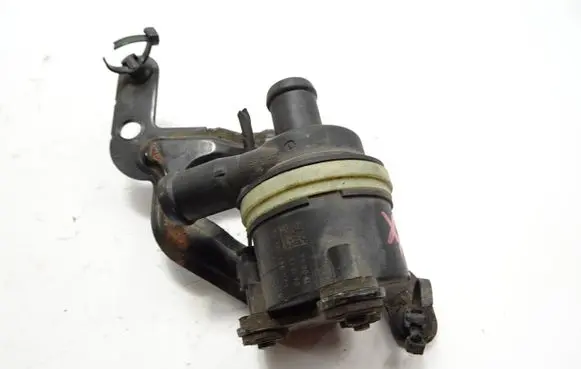 Audi A1 Electric auxiliary coolant/water pump 6R0965561A 4B0965561A 12402100502