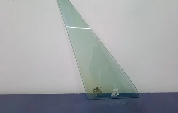 Hyundai Galloper Front door window glass four-door 