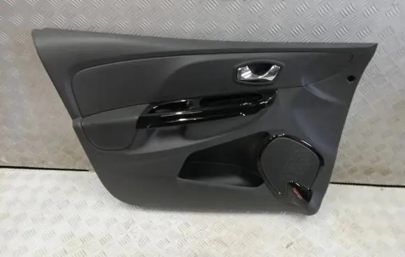 Renault Clio IV Front door card panel trim 809016759R 9769011 8997810608