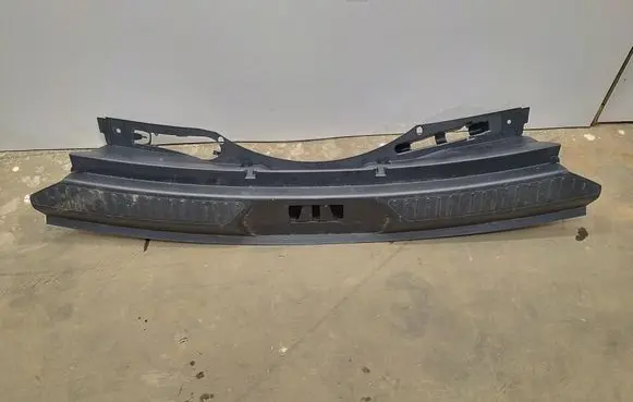 Ford Explorer VI Trunk/boot sill cover protection LB5BS404C08