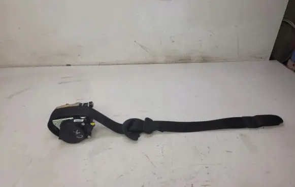 Audi A4 S4 B9 Front seatbelt 8W0857706